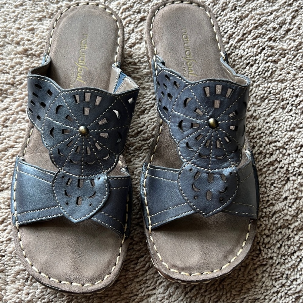 Naturalized Sandals